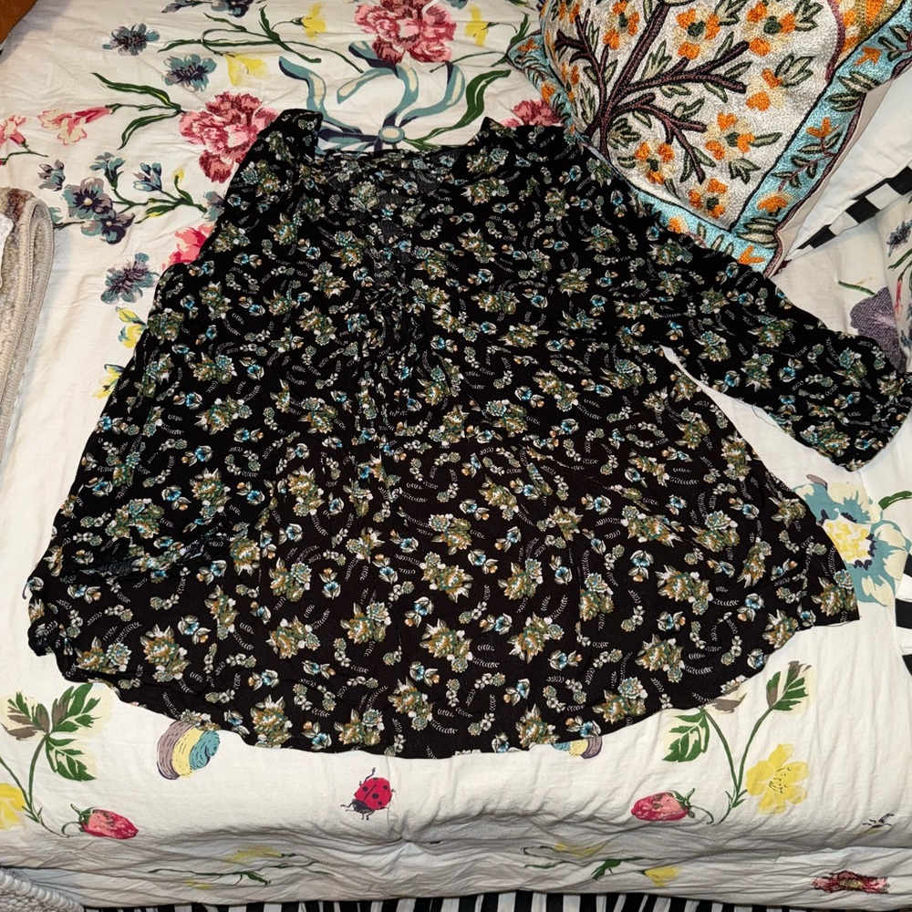 Floral Black Blouse